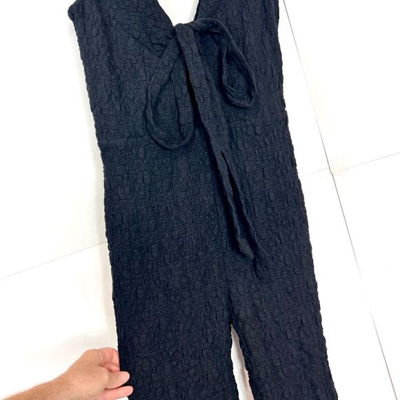 Tularosa Bobby Jumpsuit XS Black Sleeveless Halter Neck Crinkled Keyhole Stretch - Picture 9 of 16